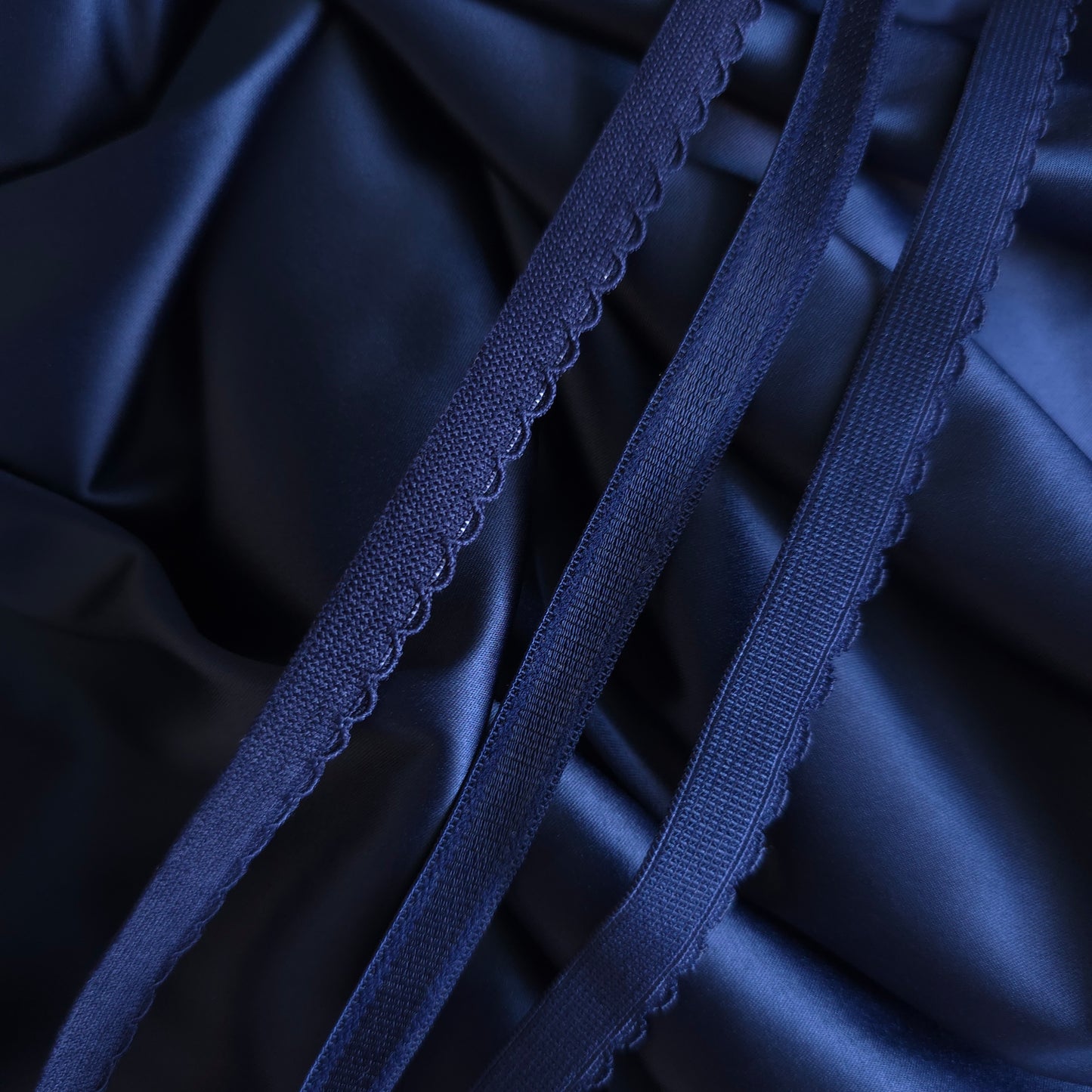 Elastīga apdares gumija - Dark Blue