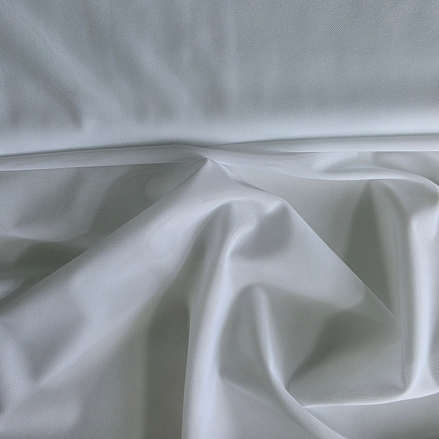 Elastīgs sietiņš - White