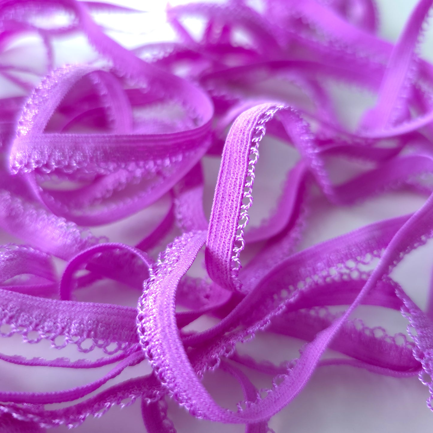 Elastīga apdares gumija 8mm - Viola