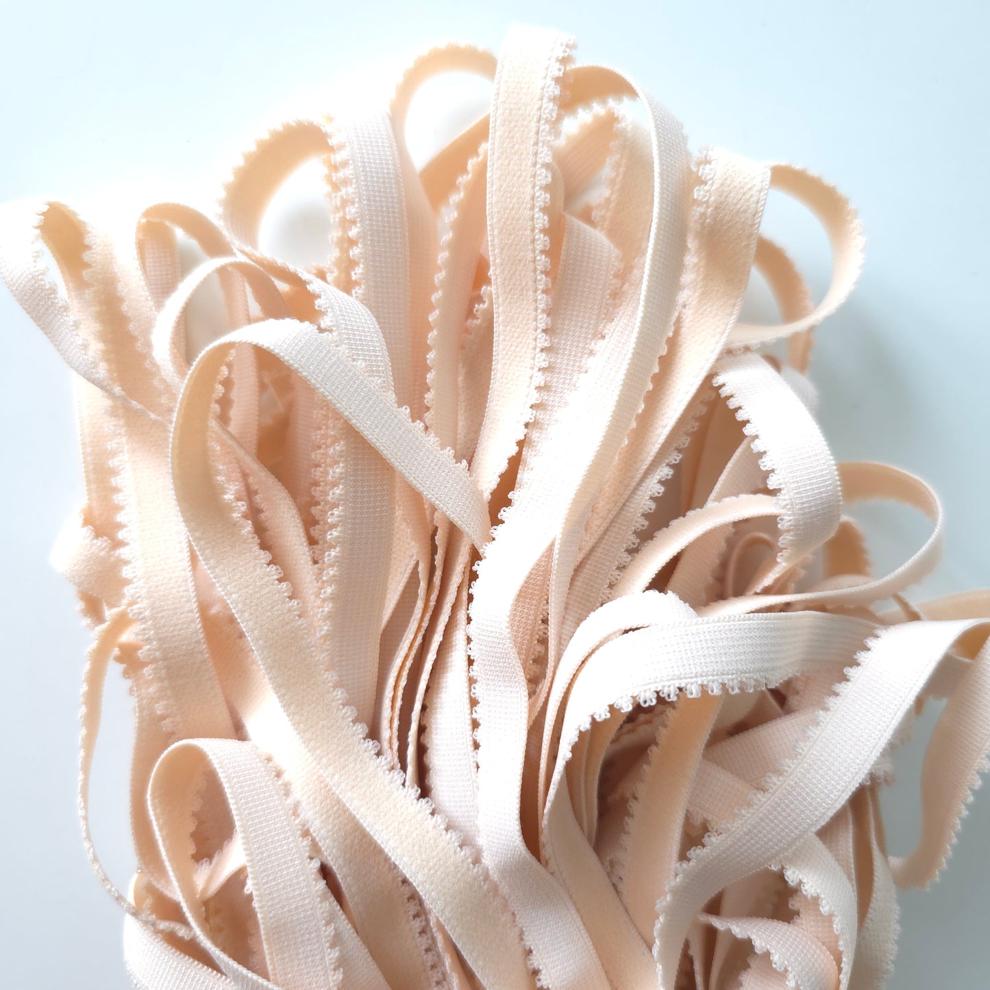 Elastīga apdares gumija 10mm - Jasmine