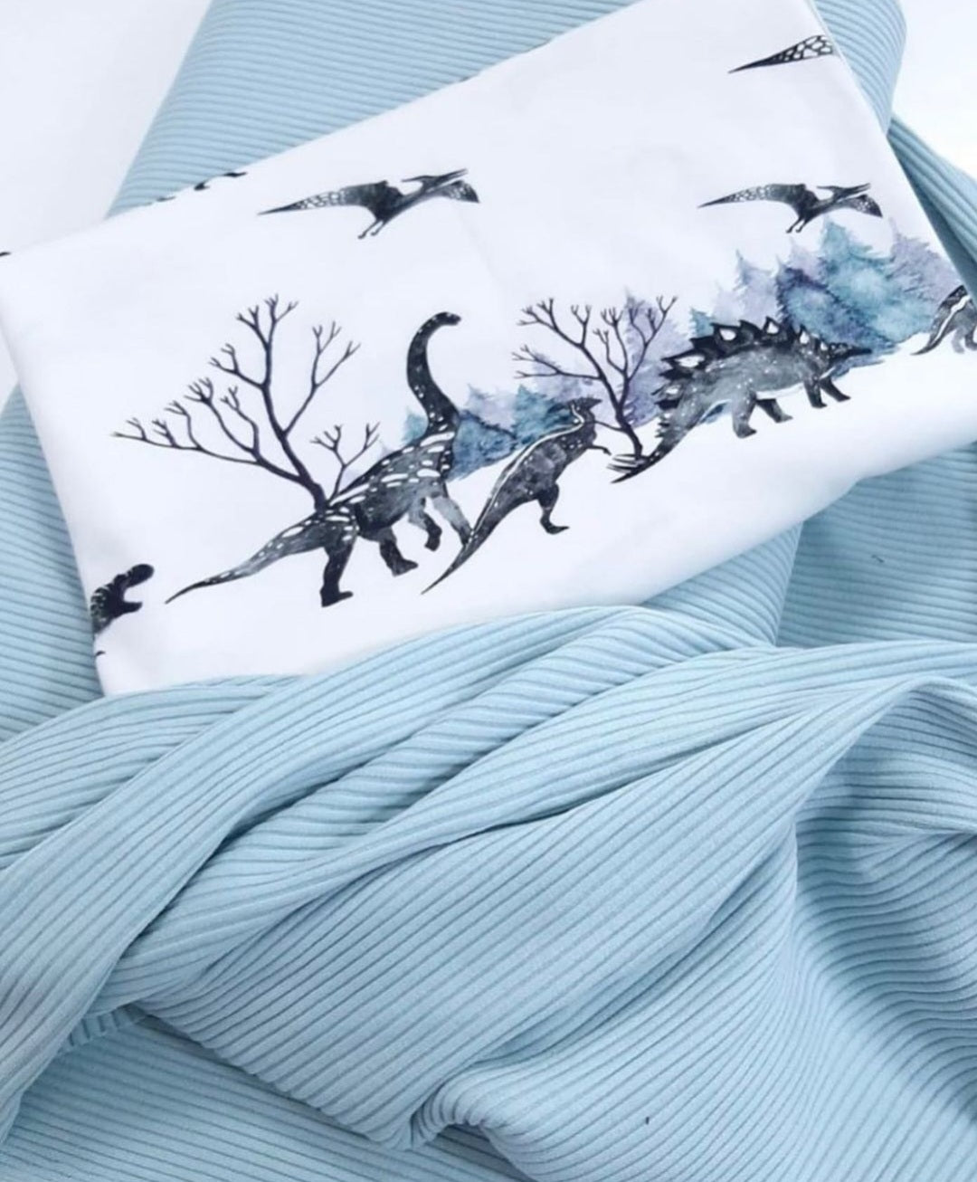 Plānā kokvilnas trikotāža - DINO WHITE