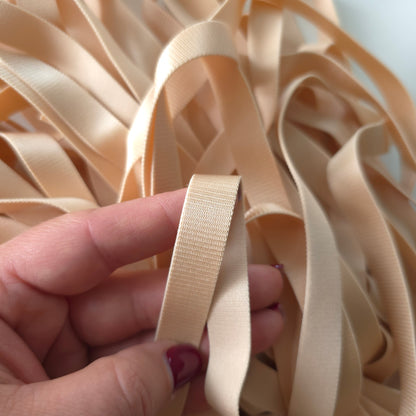 Lenču gumija 15mm - Beige